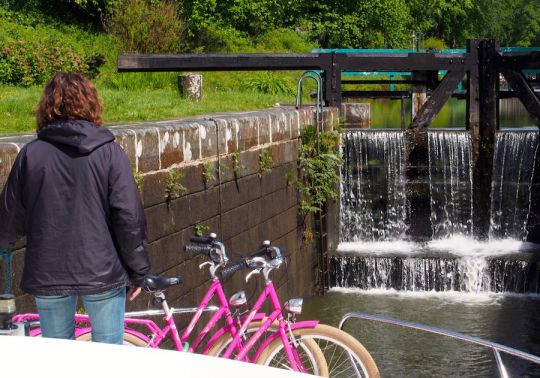 Fluvial, passage des &eacute;cluses