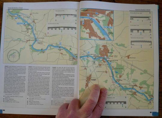 Une repr&eacute;sentation nord-sud aide &agrave; la compr&eacute;hension de la voie d'eau
