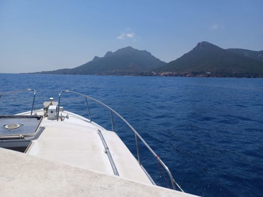 Premi&egrave;re navigation au large